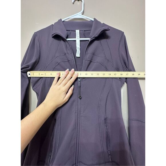 Lululemon Define Breathable Fitted Lightweight Muted Lavender Jacket Women's 8 - Picture 8 of 13